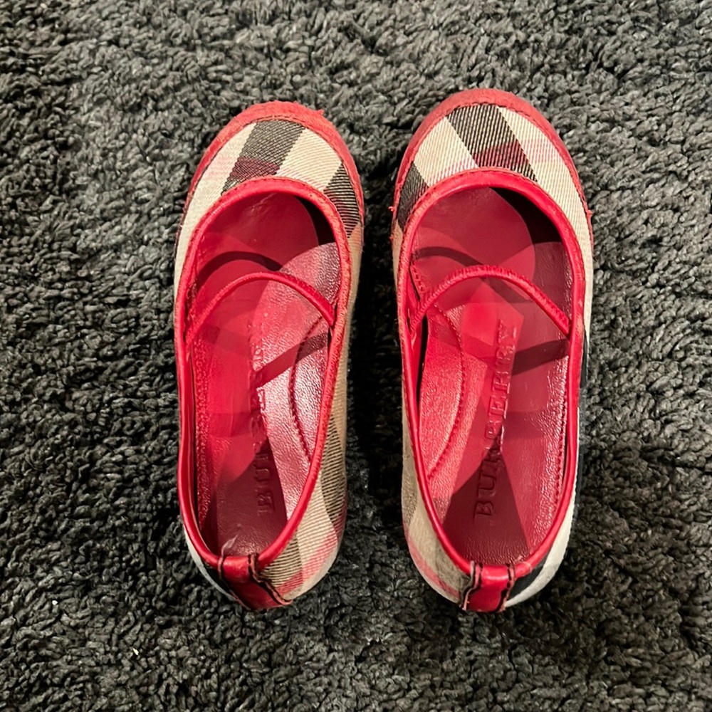 Burberry shoes